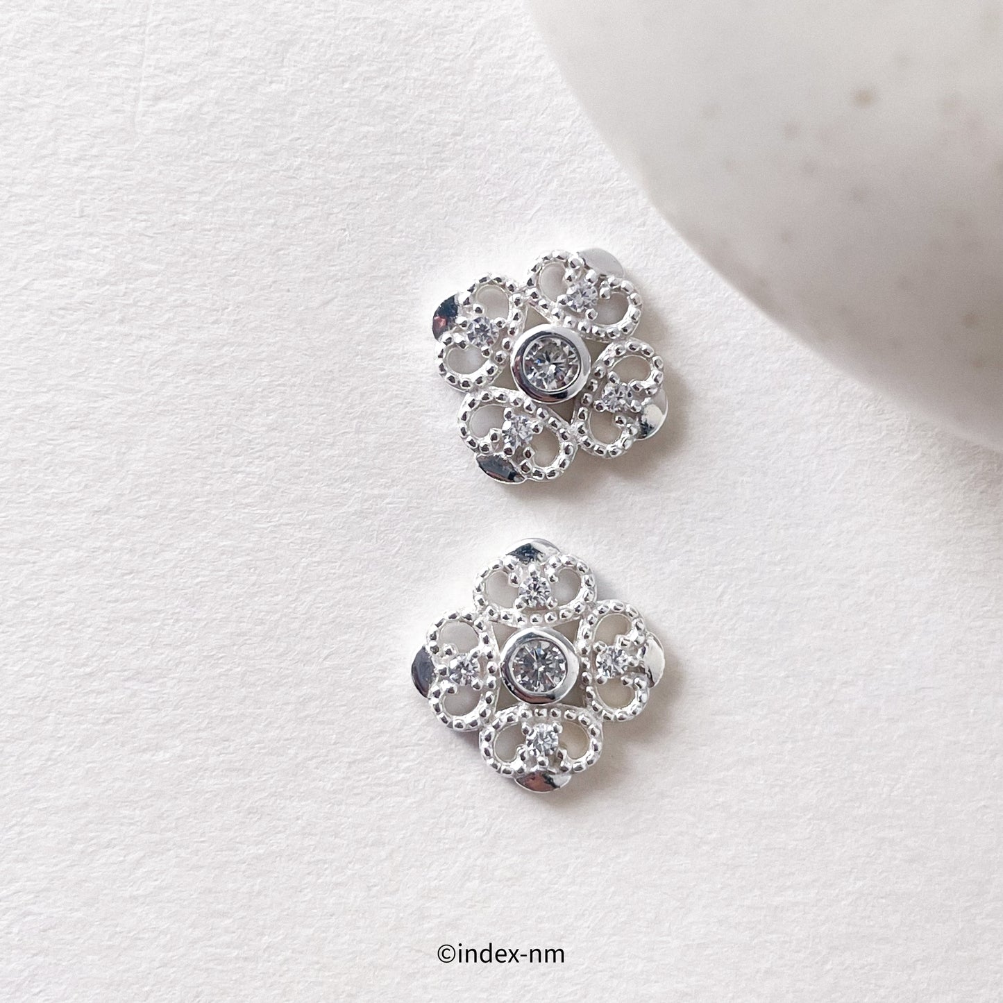 Loveknot | Bloom Essence Studs