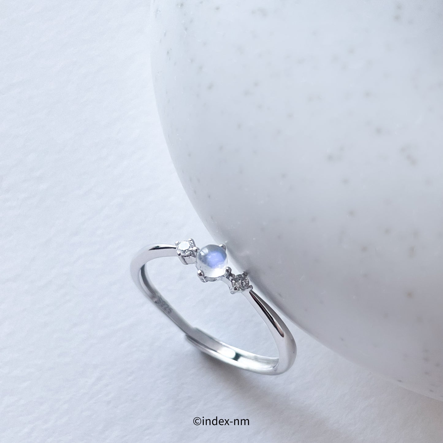 Dreamie | Luna Ring