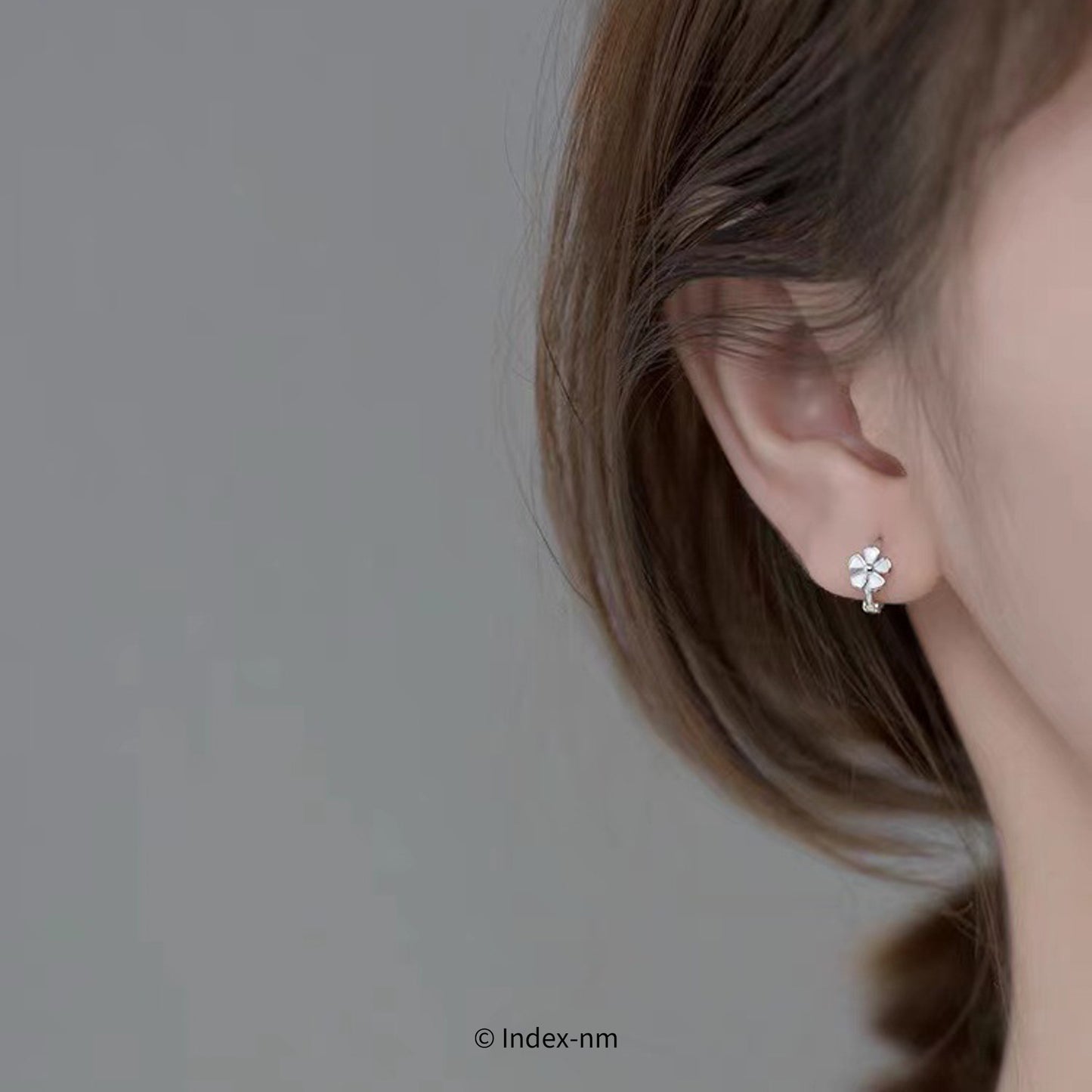 Dainty White Daisy Flower Silver Clip-On Earrings