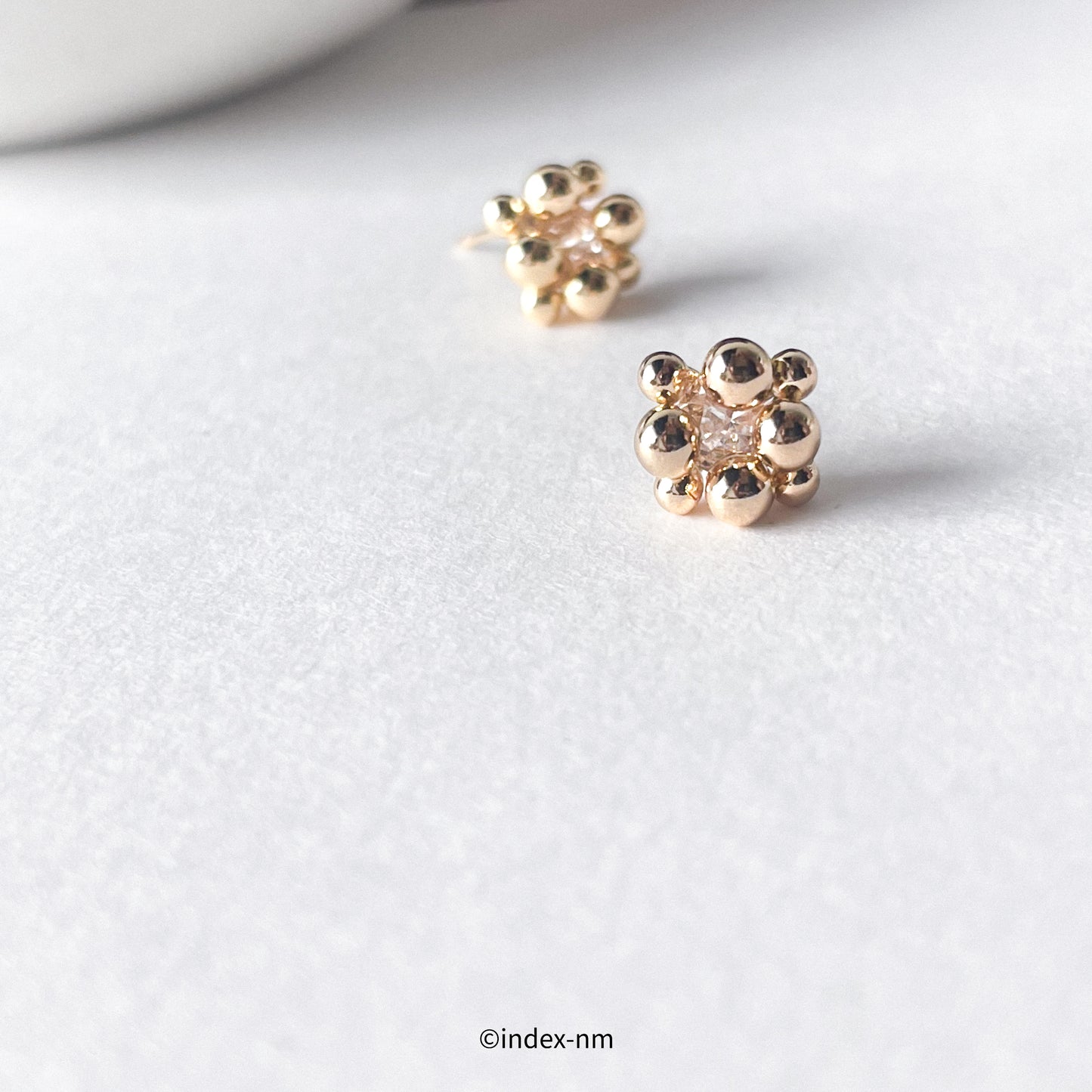 Berries | Golden Bubble Studs