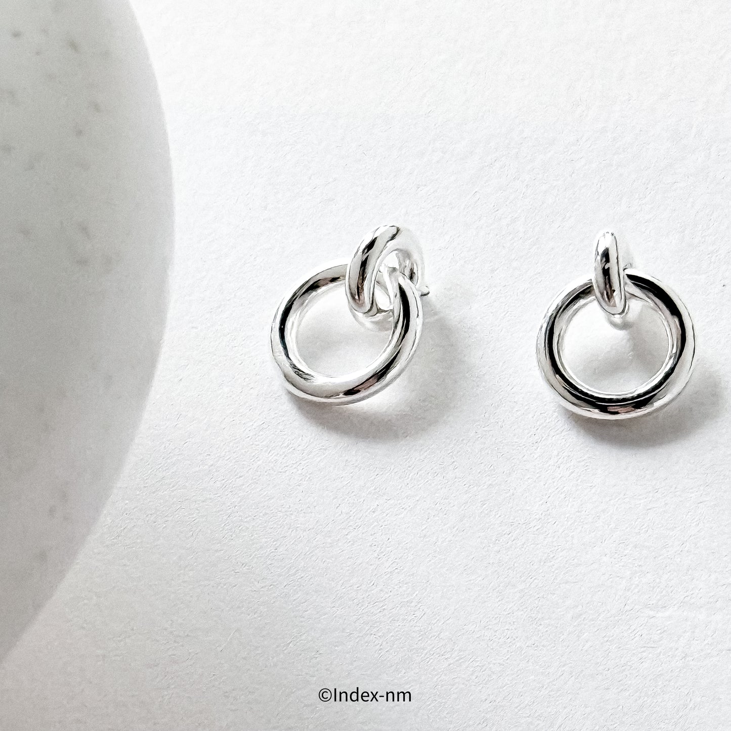 Loop | Double Circle Studs