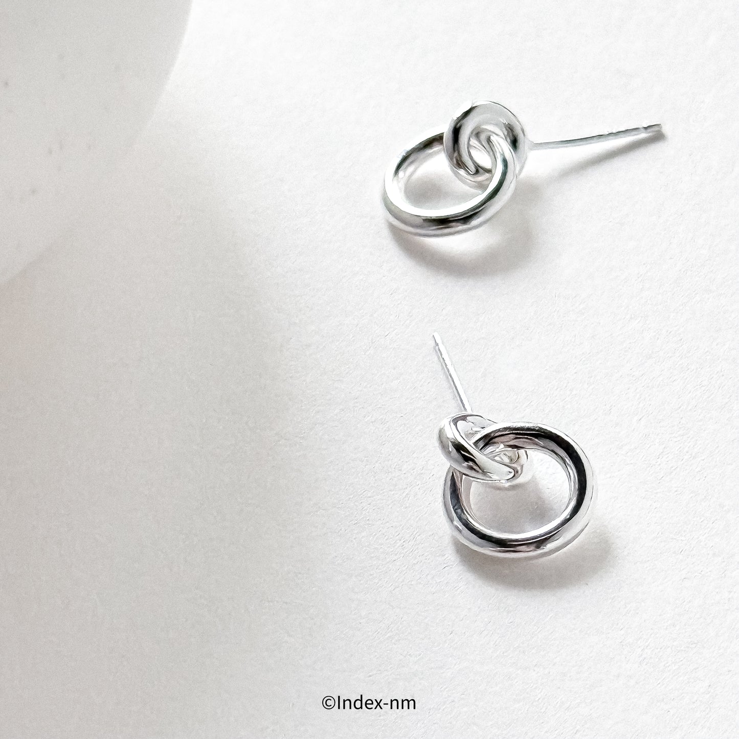 Loop | Double Circle Studs