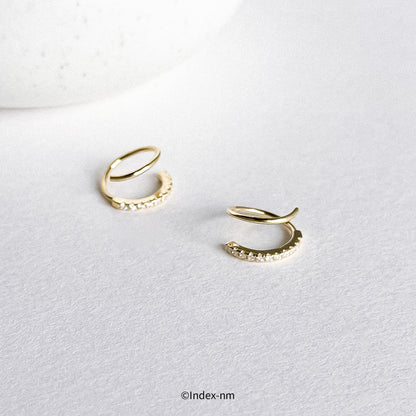 Intertwine | Golden Wave Ear Cuff