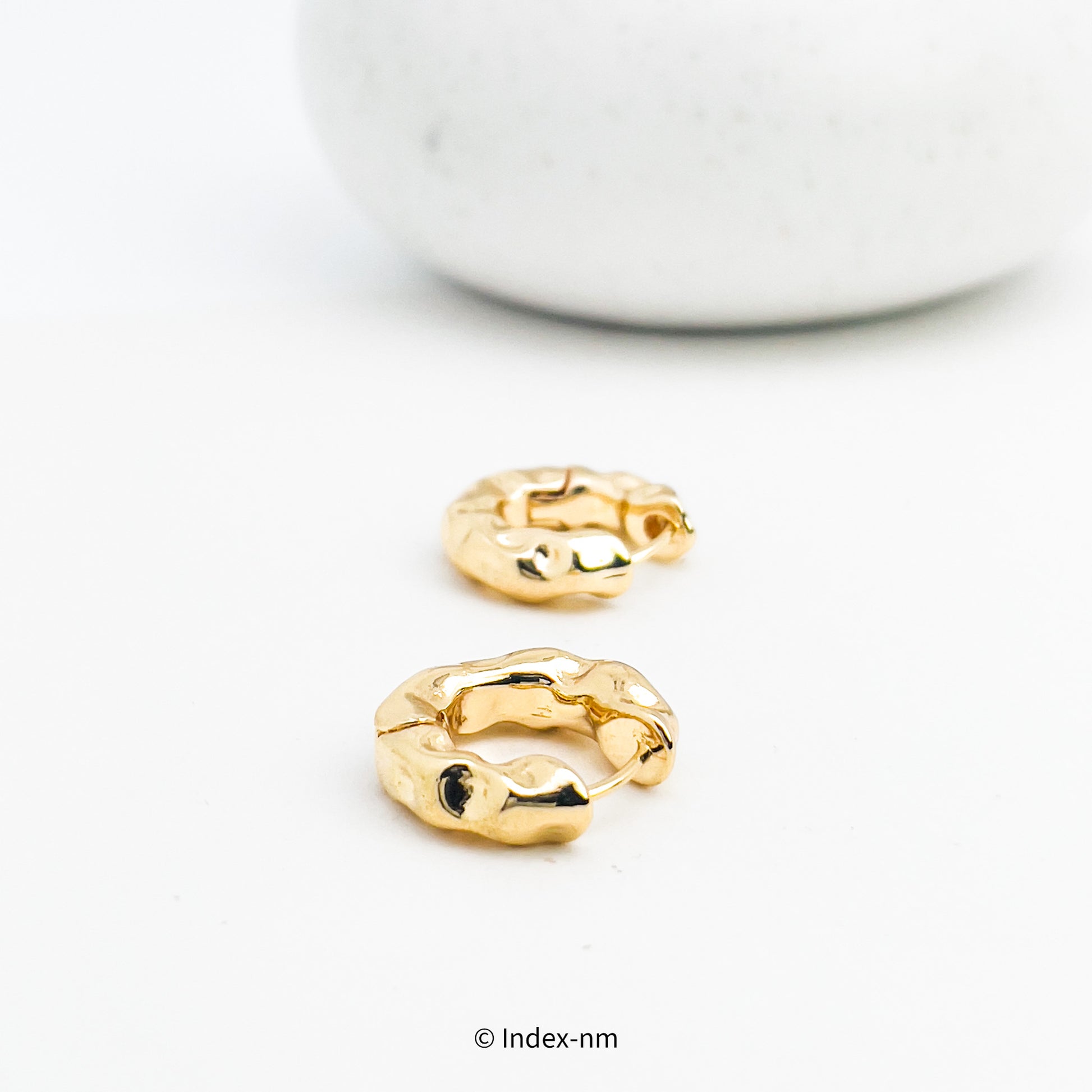 Gold texture Hoop Clip-on Earrings