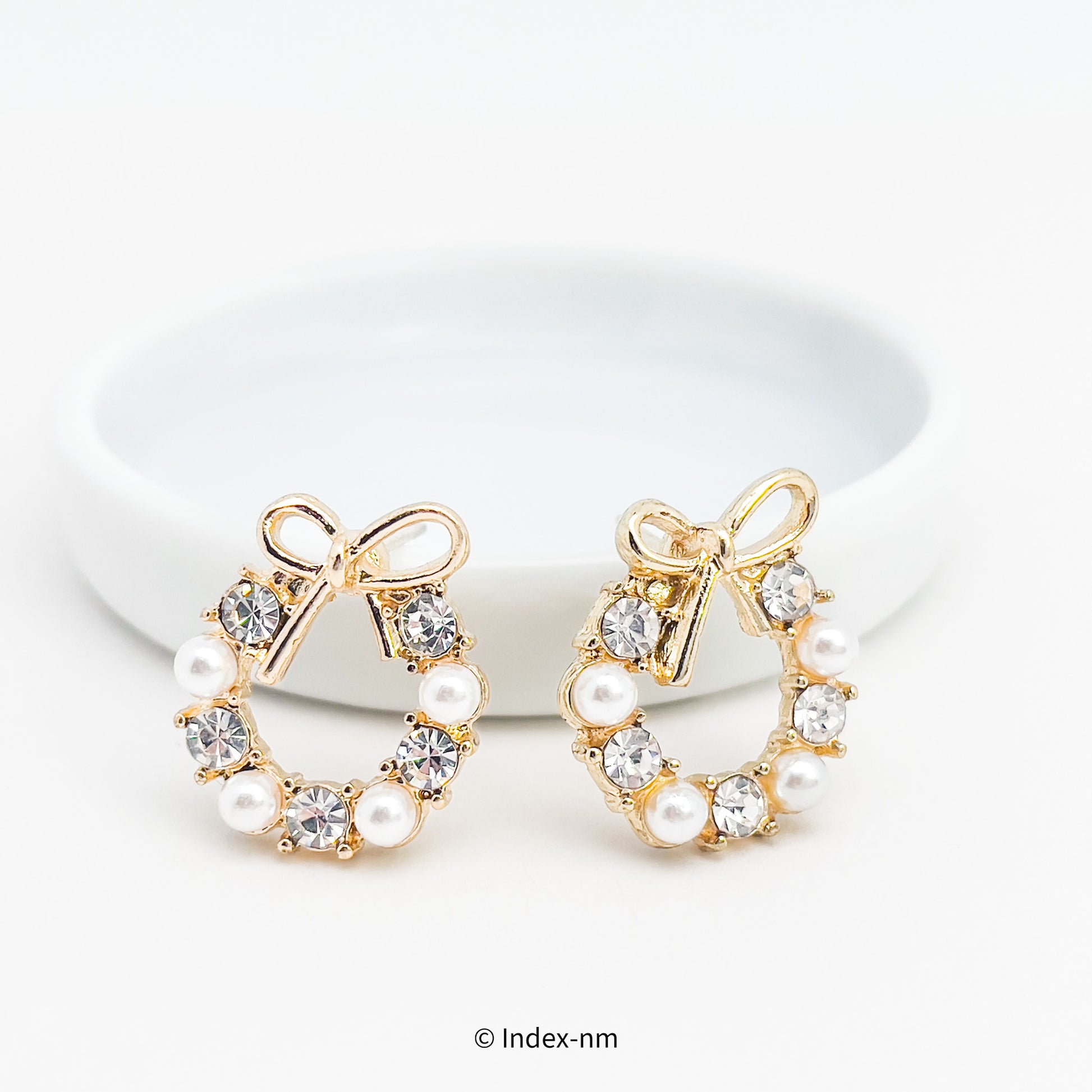 花圈珍珠鋯石銀針耳環