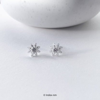 Flourish | Daisy Studs