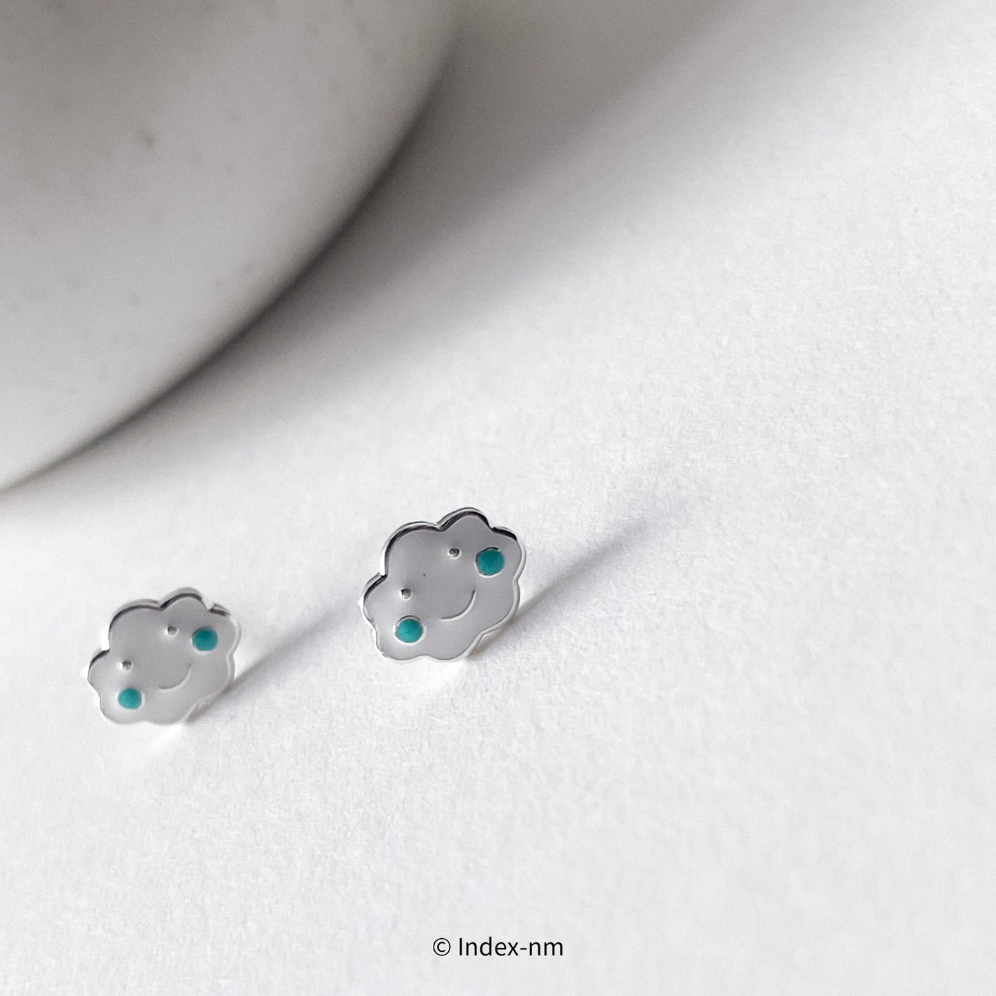 Simper | Happy Cloud Studs