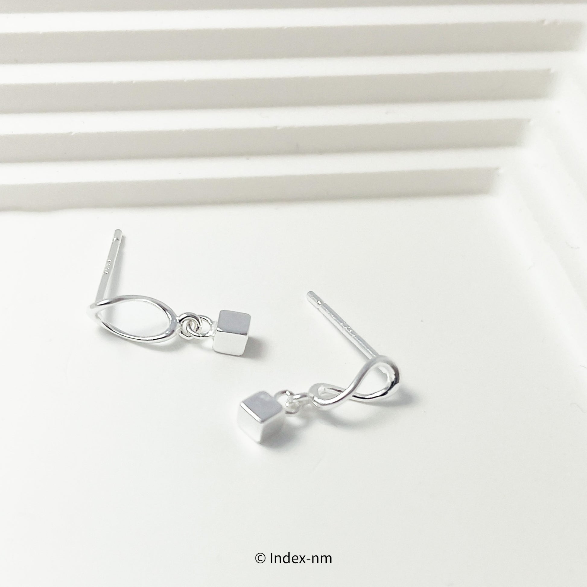 Tiny Cute 925 Sterling Silver Cube Drop Earrings