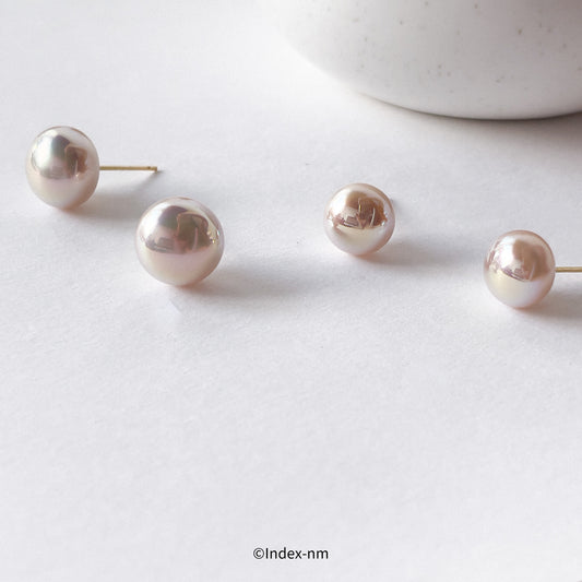 Conch | Pearls Studs