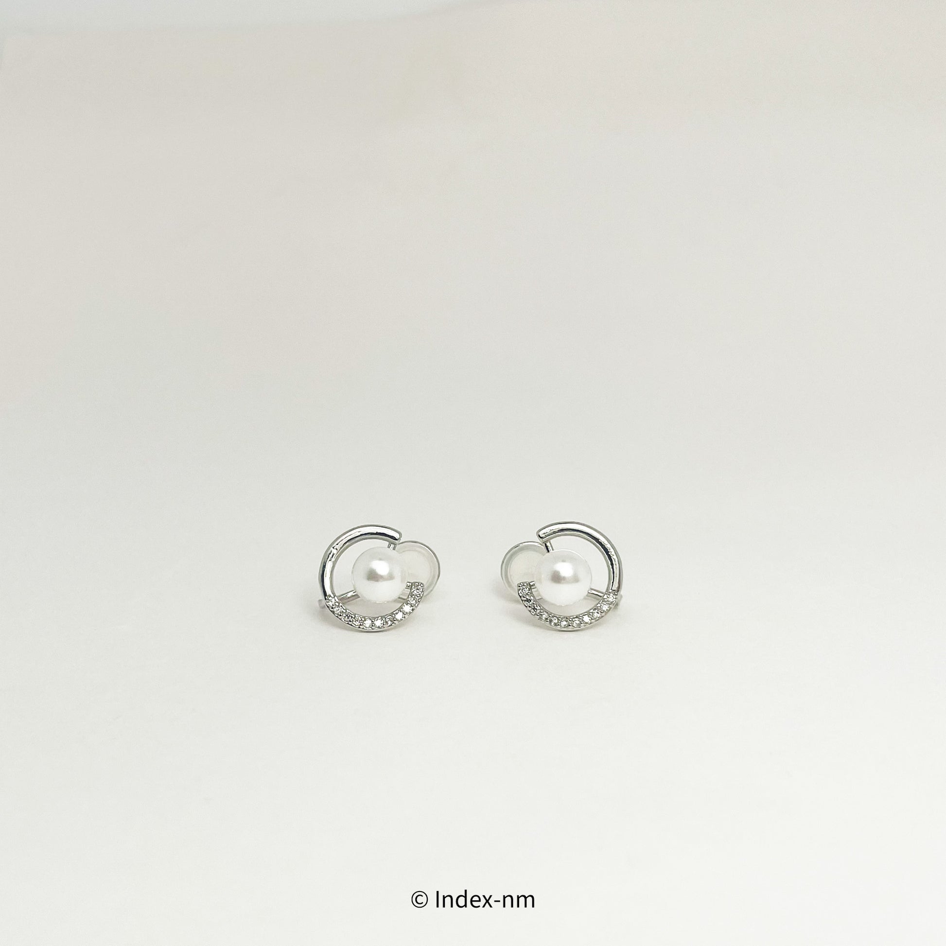 Silver / Gold Hoop Gemstone Pearl Ear Clip Earrings