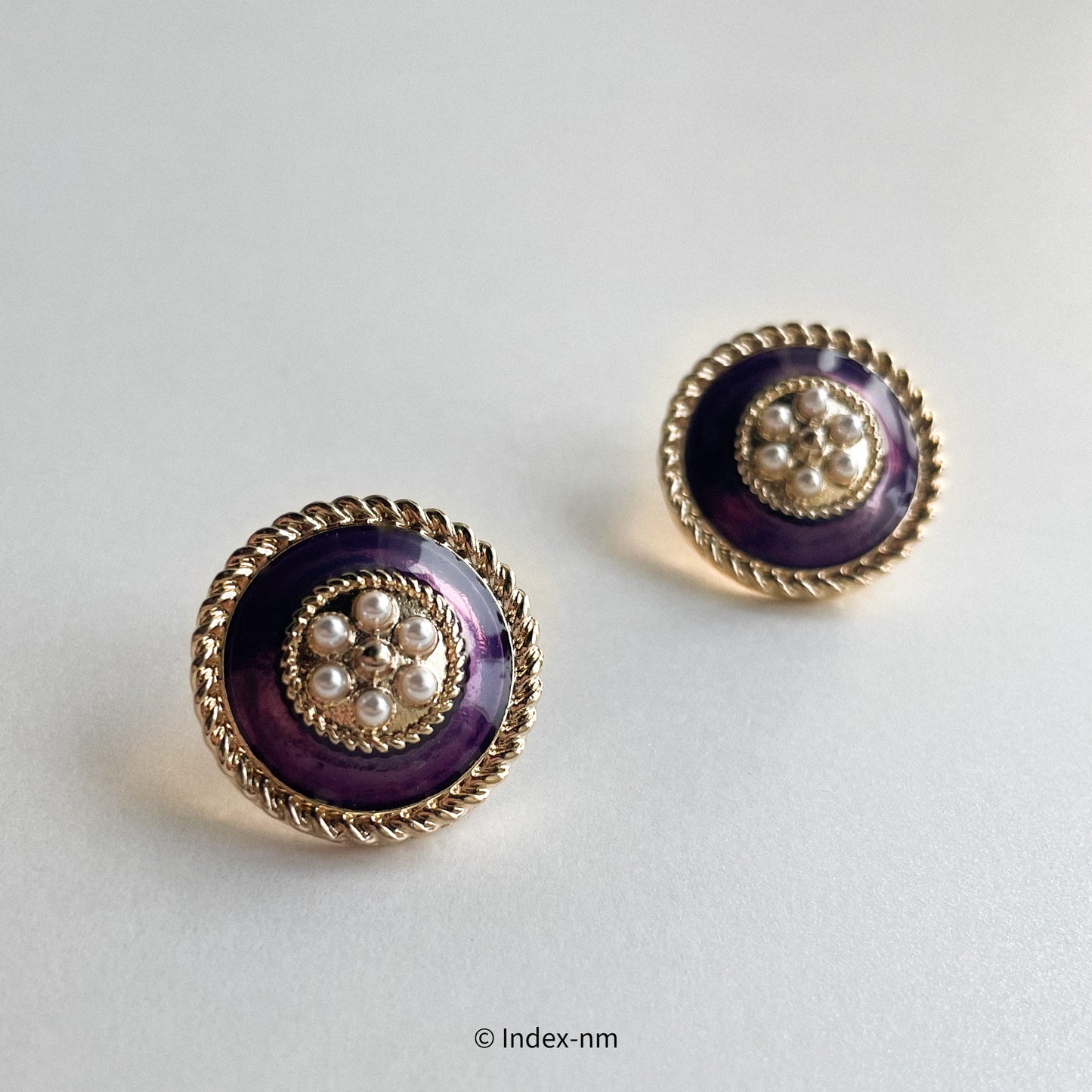 Nobility | Palace Round Pearl Studs