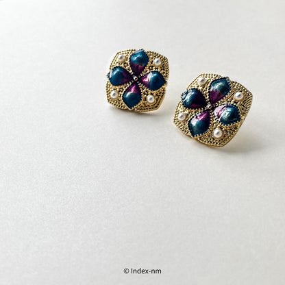 Mystery | Fancy Square Studs