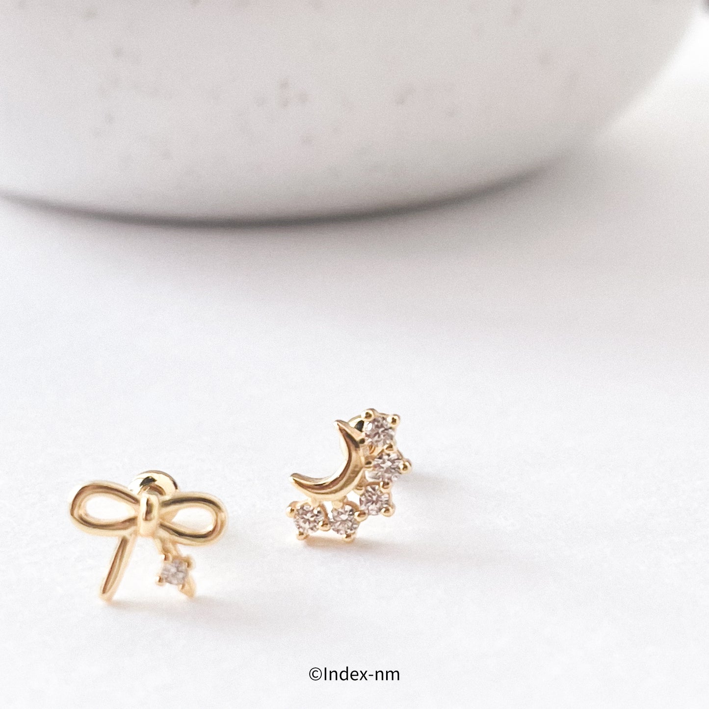 Match | Gold Asymmetrical Studs