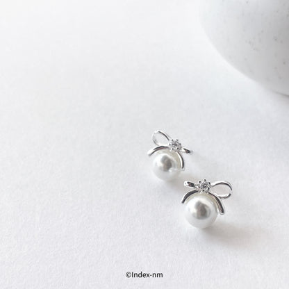 Alice | Bow Pearl Studs