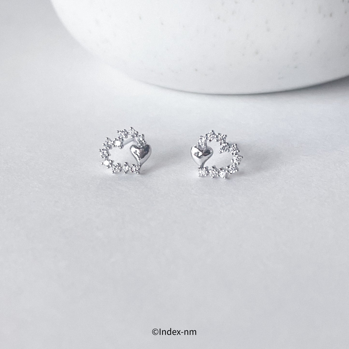 Dewdrop | Crystal Heart Frame Stud