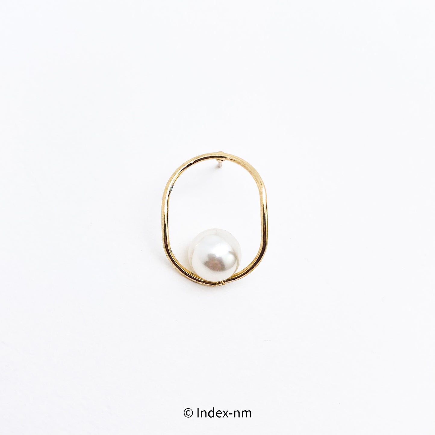簡約橢圓珍珠耳環